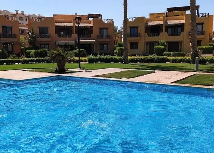 Mountain View Sokhna 2,luxury Pool, 2br Retreat Ain Sukhna
